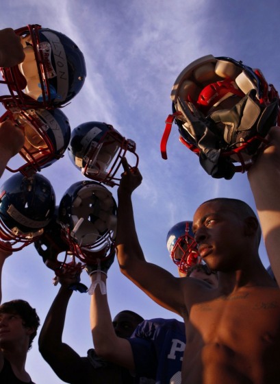 NS_14ParishFootball01