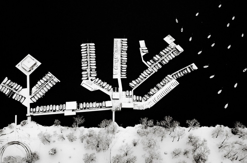 A boat dock at the White Rock Lake is seen as record snow blanketed N. Texas on Friday, February 12, 2010. (Kye R. Lee/The Dallas Morning News)

aerial helicopter 
SNOW WEATHER WINTER STORM
